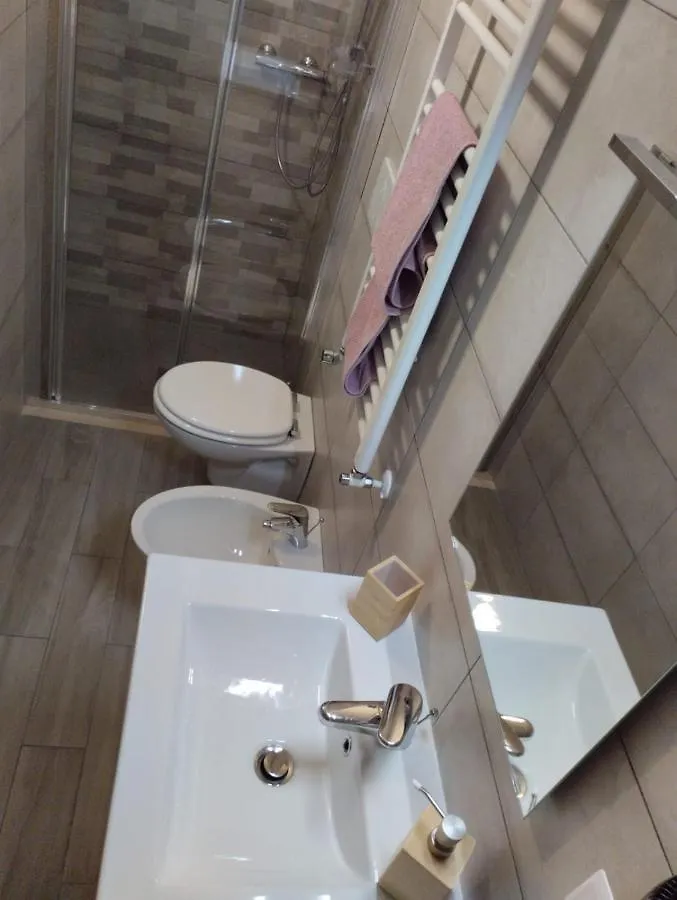 Hotel La Pieza Bari 0*,  Italia